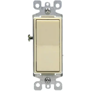 Grounded 4-Way Switch