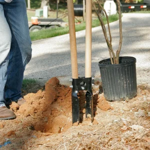 Razor-Back® Post Hole Digger