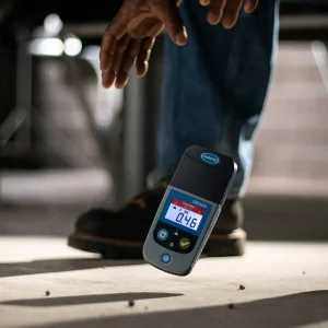 Hach® DR 300 Pocket Colorimeter, Free and Total Chlorine - view 2