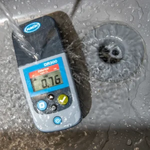 Hach® DR 300 Pocket Colorimeter, Free and Total Chlorine - view 3