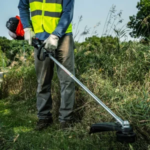 Echo® SRM-3020 Straight Shaft Trimmer - view 3
