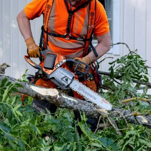 Husqvarna® 540i XP 16˝ Rear Handle Chainsaws - view 3