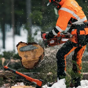 Husqvarna® 550 XP Mark II Chainsaws - view 3
