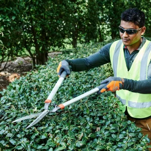 Husqvarna® Coarse Hedge Shears - view 3
