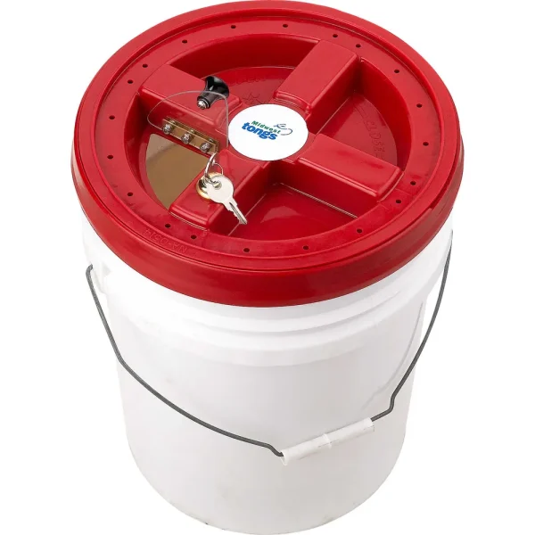 Locking Animal Containment Cap for 5-Gallon Buckets