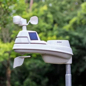 AcuRite® Iris 5-in-1 Weather Station - view 3