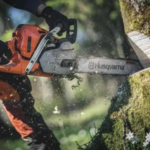 Husqvarna 572XP 20″ 50GA Gas Chainsaw - view 3