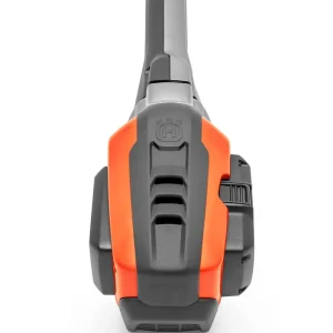Husqvarna 530iP4 Battery Series Pole Saw - view 2