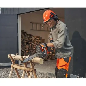 Husqvarna Power Axe 225i 14″ Chainsaw Kit - view 3