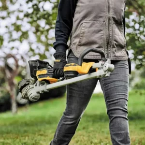 DeWalt 20V Max 14in Folding String Trimmer - view 3