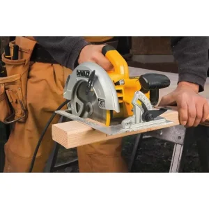 Dewalt 7-1/4″ Circular Saw - view 4