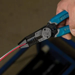 Klein-Kurve Heavy-Duty Wire Stripper 8-20 AWG - view 3