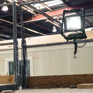 Makita 18V LXT Lithium Ion Cordless or Corded 20 L.E.D. Flood Light – MAK DML805 - view 2