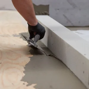Mapeguard Pre-formed Curb | 38″ x 5 1/8″ x 4 1/2″ - view 2